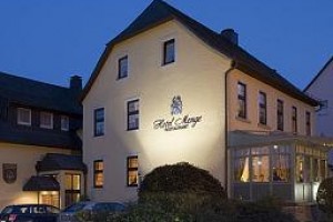 Hotel Menge Image