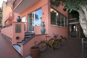 Hotel Mimosa Image