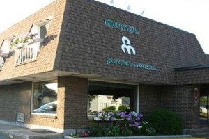 Hotel Motel Penn Mass Image