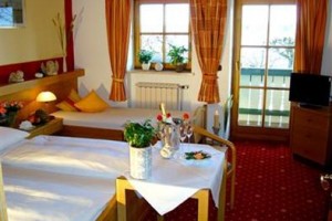 Hotel Mowe am Chiemsee Image