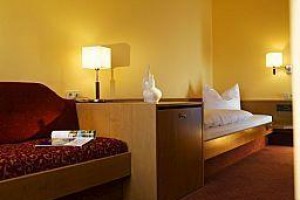 Hotel Neckartal voted 3rd best hotel in Wendlingen