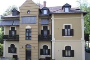 Hotel Park and Restaurant Image