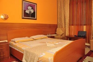 Hotel Parlamenti Image