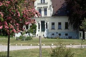 Hotel Pension Gutshaus Neu Wendorf Sanitz voted  best hotel in Sanitz