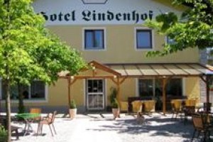 Hotel Pension Lindenhof Image