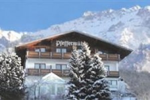 Hotel Pfeffermuhle Image