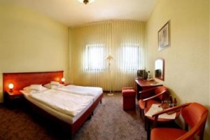 Hotel Piast Roman Image