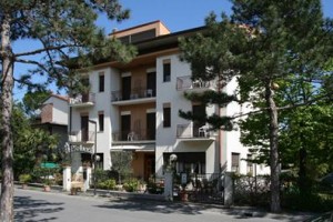 Hotel Piolanti Image