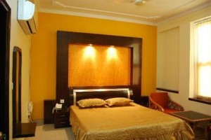 Hotel Rajpur Heights Image