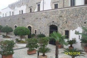 Hotel Residence La Fortezza San Lucido Image