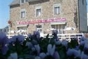 Hotel Restaurant Du Commerce La Gouesniere Image