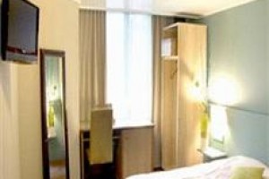 Hotel Restaurant L'Industrie voted 4th best hotel in Saint-Omer