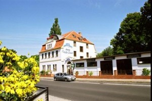 Hotel & Restaurant Weisser Schwan Zossen Image