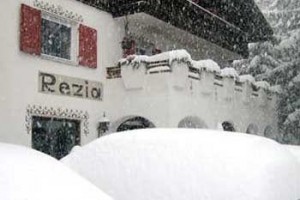 Hotel Rezia Badia Image