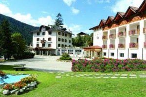 Hotel Salvadori voted 3rd best hotel in Mezzana