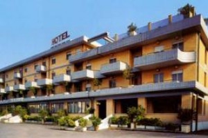 Hotel San Crispino Morrovalle Image