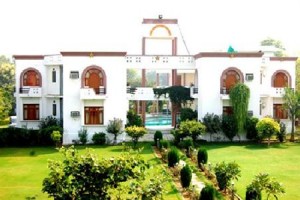 Hotel Sanctuary Resort Image