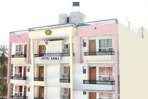 Hotel Sanj Image