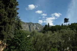 Hotel Stella Alpina Malcesine Image