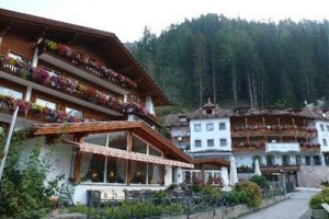 Hotel Sun Valley Image