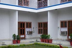 Hotel Surya Khajuraho Image