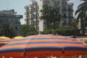 Hotel Tassoni Image