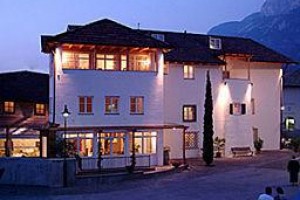Hotel Teutschhaus voted  best hotel in Kurtinig