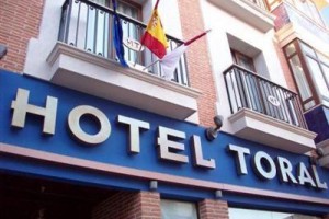 Hotel Toral Image