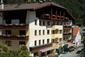 Hotel Tyrol Pfunds Image