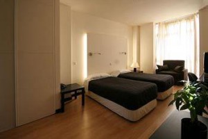 Hotel Versus Burgos Image