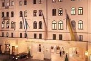 Hotel Vier Jahreszeiten Kempinski Munchen voted 10th best hotel in Munich