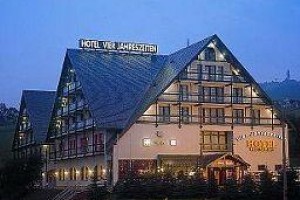 Hotel Vier Jahreszeiten Oberwie Image