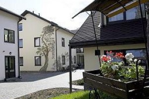Hotel Villa Anna Apsuciems Image