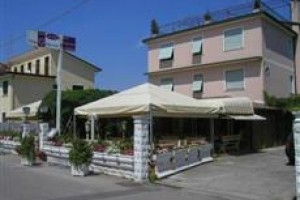 Hotel Villa Ginevra Cavallino-Treporti Image
