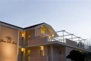 Hotel Villa Rosa Image