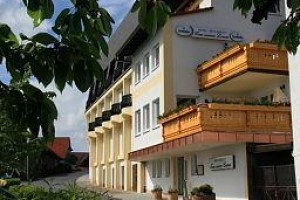 Hotel Zum Weissen Lamm voted  best hotel in Rothenberg
