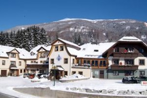 Hotel Zum Weissen Stein voted 10th best hotel in Sankt Michael im Lungau