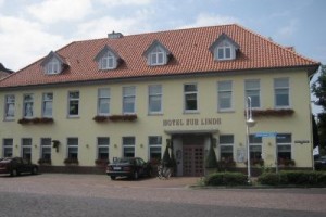 Hotel Zur Linde Westerstede Image
