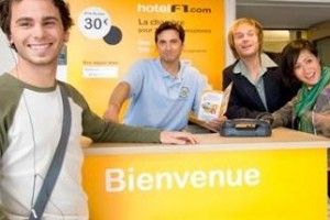 HotelF1 Chilly-Mazarin Les Champarts Image