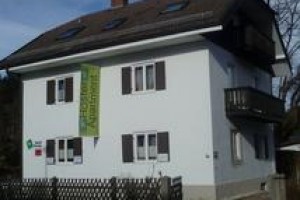 House LA Apartmenthaus Fussen Image