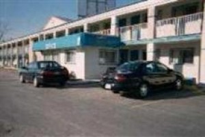Howard Johnson Inn Elyria Image