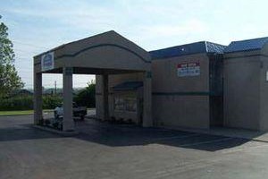 Howard Johnson Inn Monroe Image