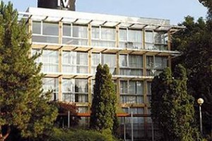 Hunguest Hotel Ezuestpart Image