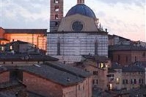 I Terzi Di Siena Image