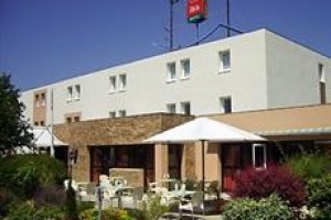 Ibis Auray Image