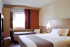 Ibis Paris Evry voted 5th best hotel in Evry