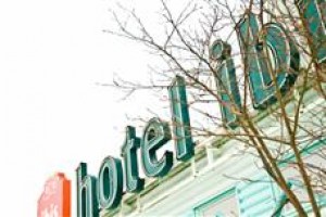 Ibis Oerebro voted 9th best hotel in Orebro