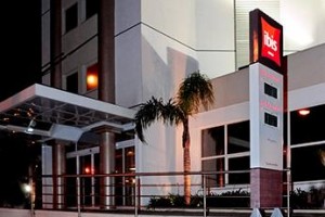 Ibis Lages Image