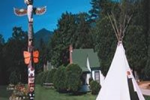 Indian Head Resort voted 4th best hotel in Lincoln 