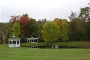 Inn At Clearwater Pond Image